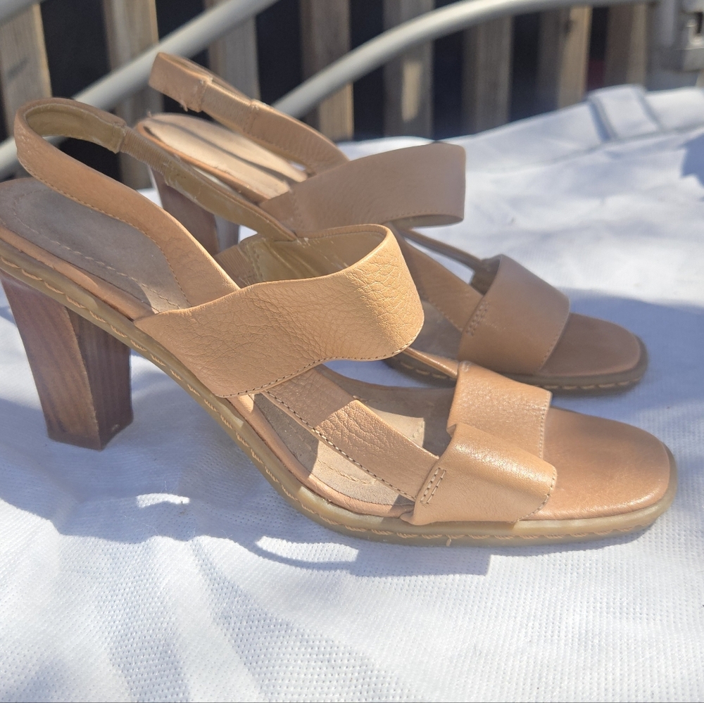 Nine West Tan Strappy Heels